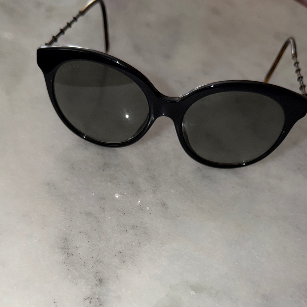 Gucci Black Cat-Eye Sunglasses